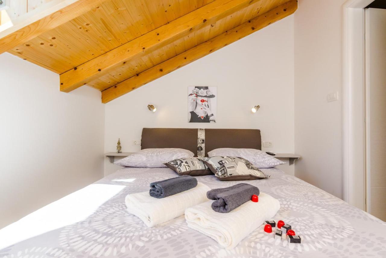 Guest House Nikolina Ντουμπρόβνικ Εξωτερικό φωτογραφία